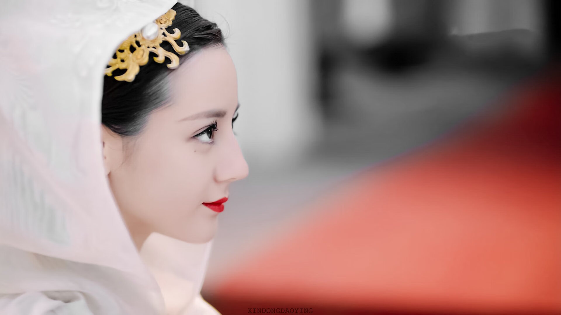 王朝更迭之夜,76人冰盐城终结爵士神话,恩比德洒泪捧起奥布莱恩杯